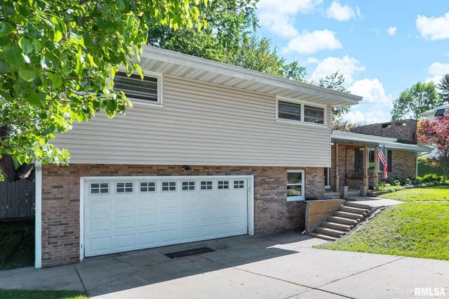 118 W MERLE Lane, Peoria, IL 61604