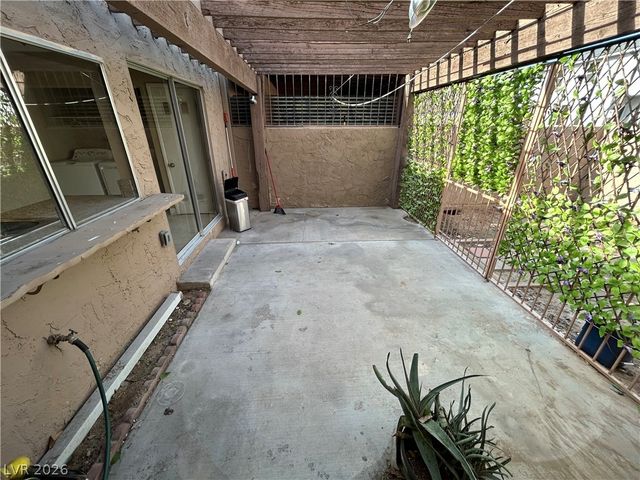 4241 Wales Green Lane, Las Vegas, NV 89110