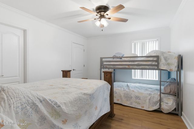 228 E North Street, Pass Christian, MS 39571