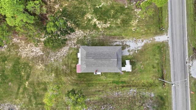 228 E North Street, Pass Christian, MS 39571