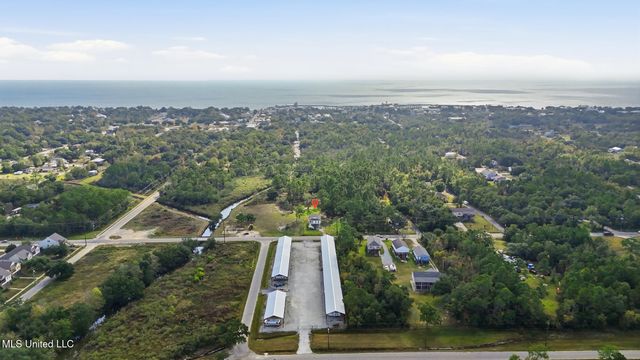 228 E North Street, Pass Christian, MS 39571