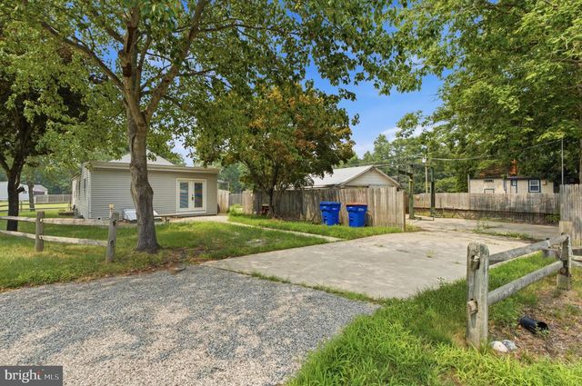 200 W BUCKSHUTEM RD, Millville, NJ 08332