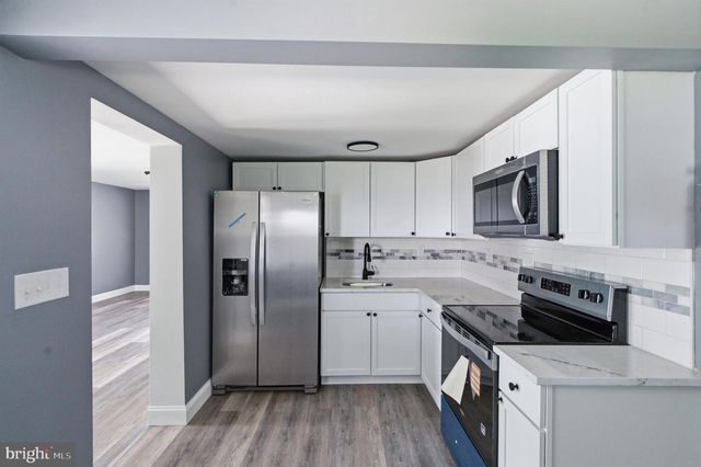 200 W BUCKSHUTEM RD, Millville, NJ 08332