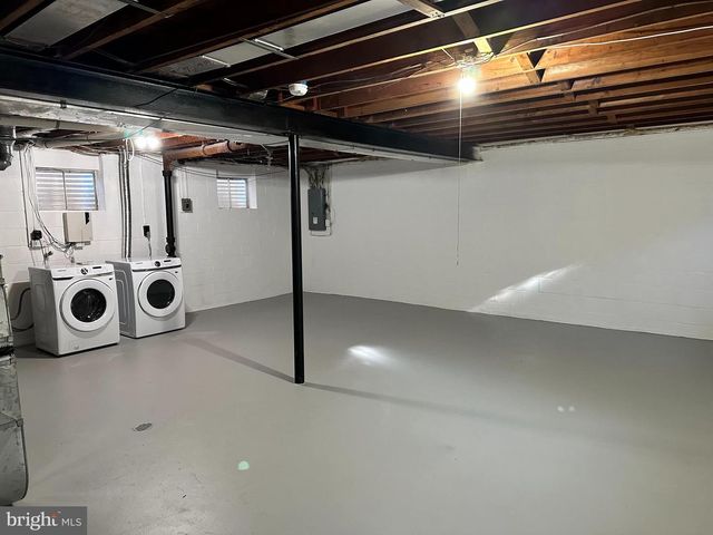 4405 BEL PRE RD, Rockville, MD 20853