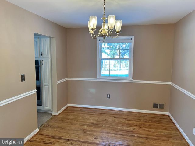 4405 BEL PRE RD, Rockville, MD 20853