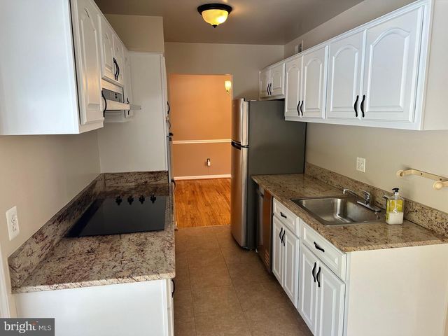 4405 BEL PRE RD, Rockville, MD 20853