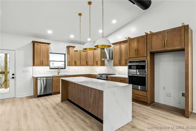 1019 Ridgeview Drive, Jeffersonville, IN 47130