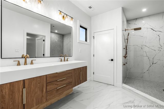 1019 Ridgeview Drive, Jeffersonville, IN 47130