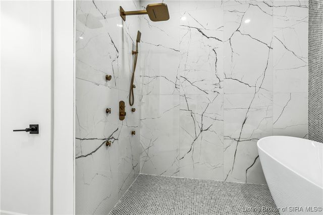 1019 Ridgeview Drive, Jeffersonville, IN 47130