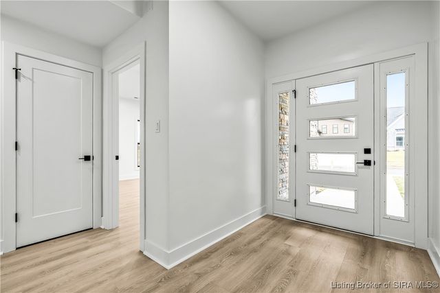 1019 Ridgeview Drive, Jeffersonville, IN 47130