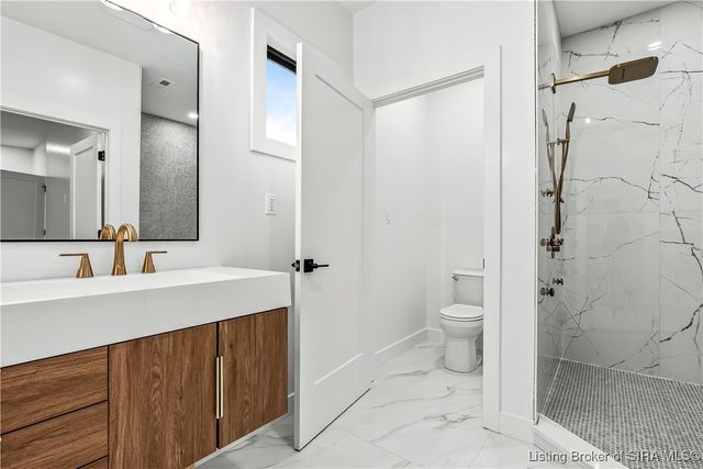 1019 Ridgeview Drive, Jeffersonville, IN 47130