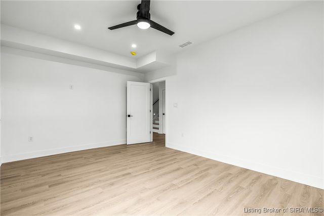 1019 Ridgeview Drive, Jeffersonville, IN 47130