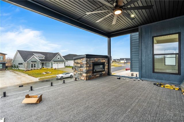 1019 Ridgeview Drive, Jeffersonville, IN 47130