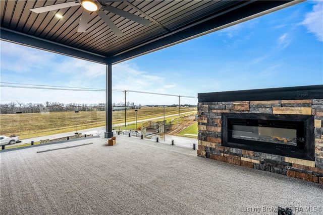 1019 Ridgeview Drive, Jeffersonville, IN 47130