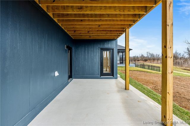 1019 Ridgeview Drive, Jeffersonville, IN 47130