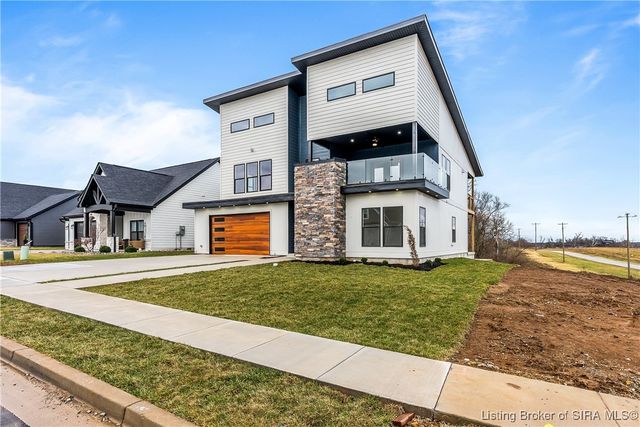 1019 Ridgeview Drive, Jeffersonville, IN 47130