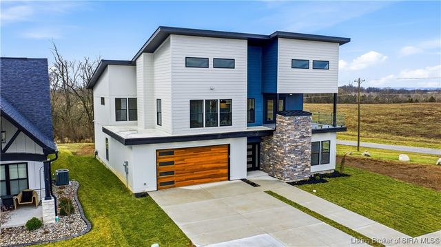 1019 Ridgeview Drive, Jeffersonville, IN 47130