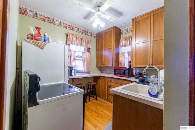 2441 Whitmore Street, Omaha, NE 68112