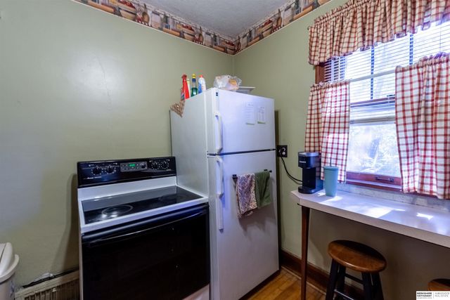 2441 Whitmore Street, Omaha, NE 68112