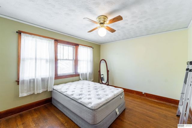 2441 Whitmore Street, Omaha, NE 68112