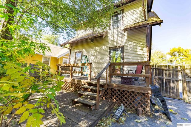 2441 Whitmore Street, Omaha, NE 68112