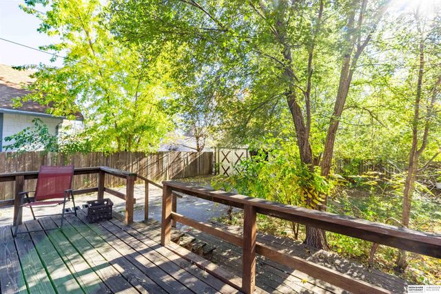 2441 Whitmore Street, Omaha, NE 68112