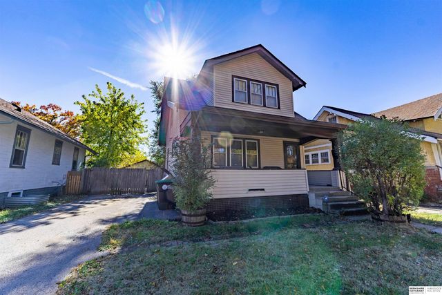 2441 Whitmore Street, Omaha, NE 68112