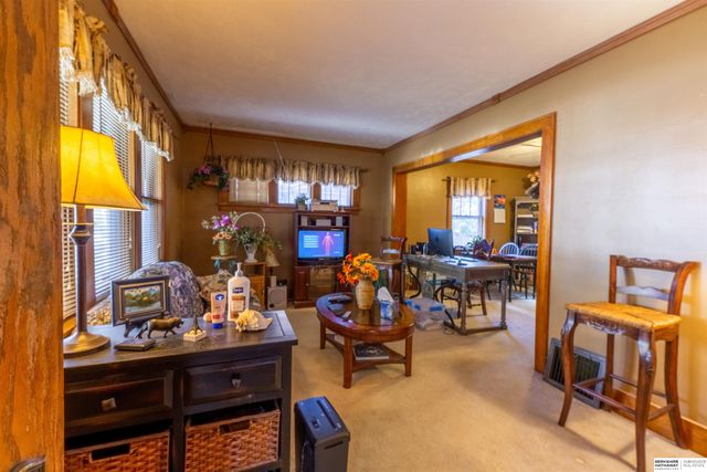 2441 Whitmore Street, Omaha, NE 68112