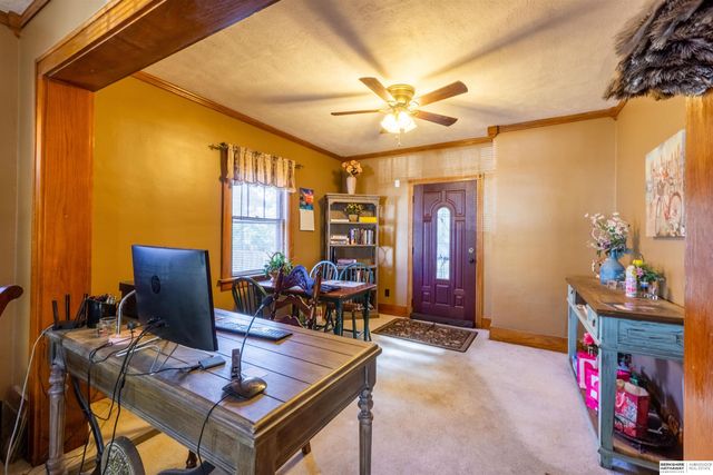 2441 Whitmore Street, Omaha, NE 68112