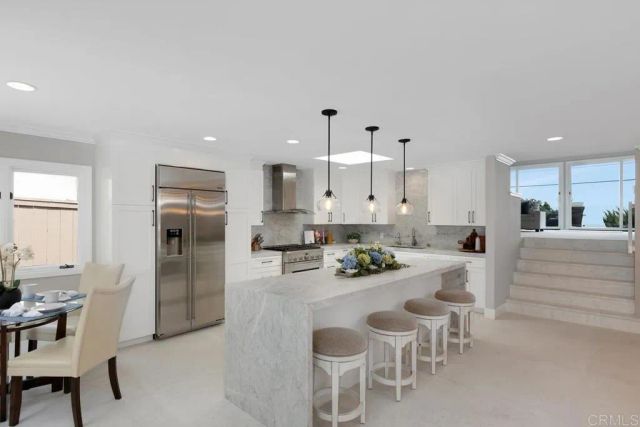 5918 Germaine Lane, La Jolla, CA 92037