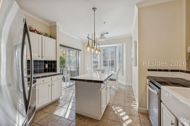 4 Indigo Run Dr Apt 3920, Hilton Head Island, SC 29926