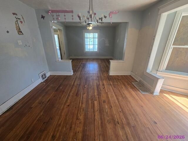 727 W WASHINGTON Avenue, Council Bluffs, IA 51503
