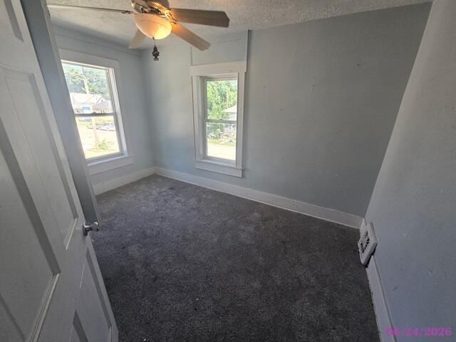 727 W WASHINGTON Avenue, Council Bluffs, IA 51503