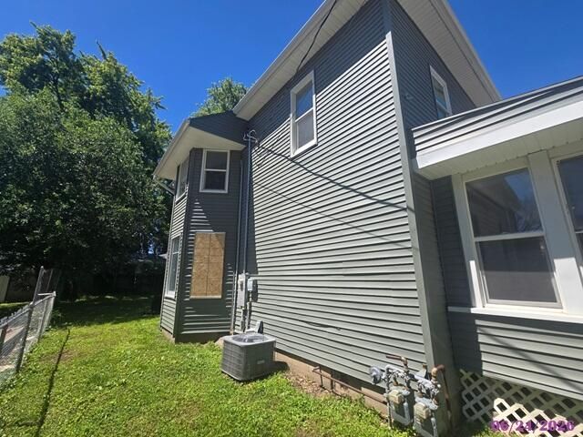 727 W WASHINGTON Avenue, Council Bluffs, IA 51503