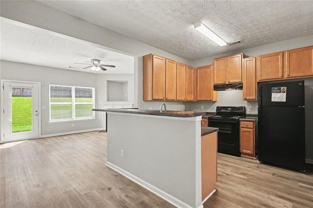 6404 Ellenwood Drive, Rex, GA 30273