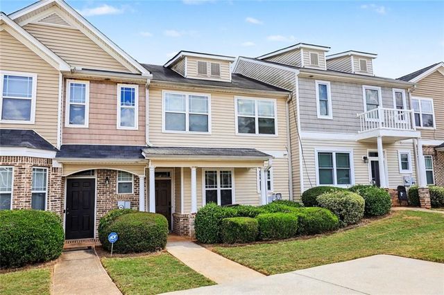 6404 Ellenwood Drive, Rex, GA 30273