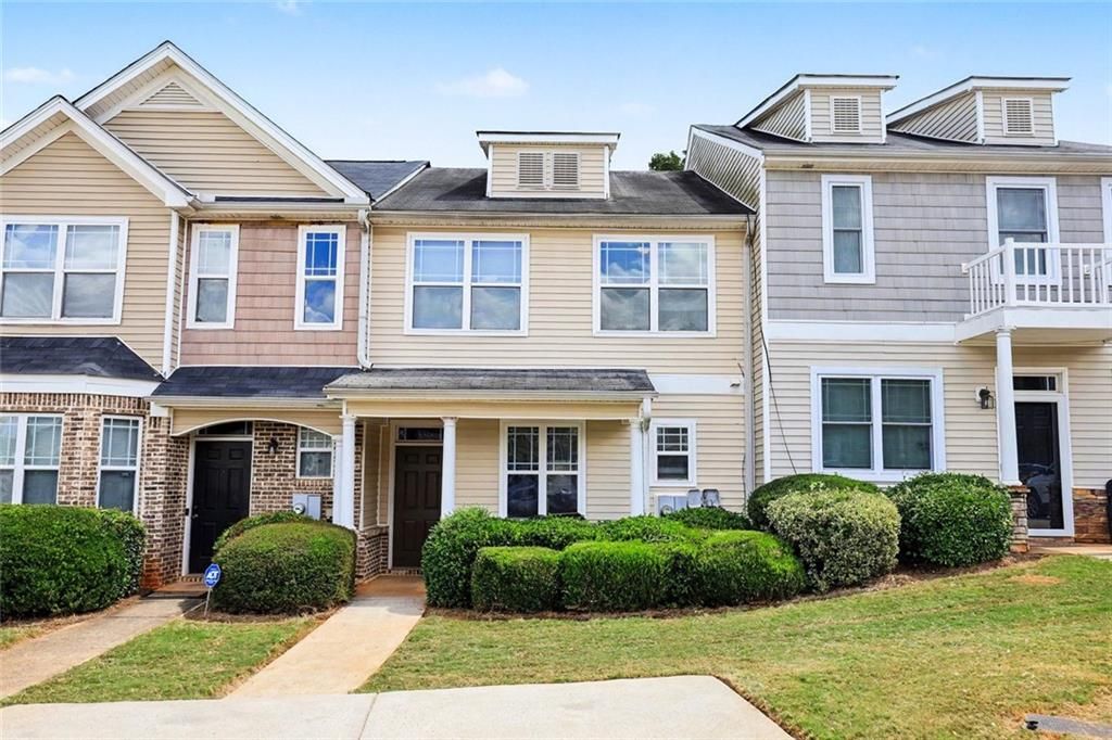 6404 Ellenwood Drive, Rex, GA 30273