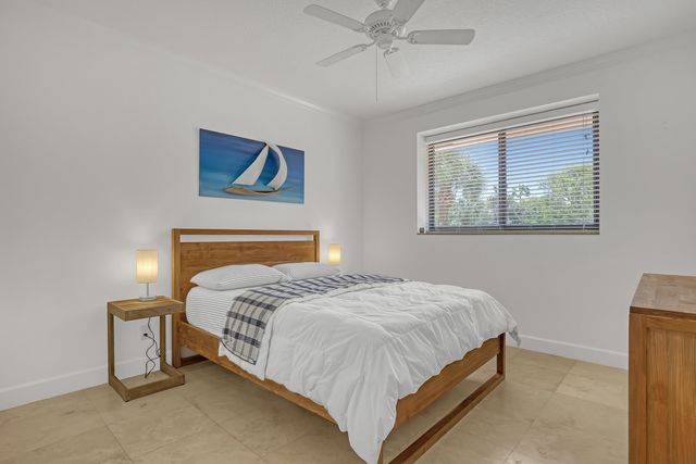 302 Sea Oats Drive E, Juno Beach, FL 33408