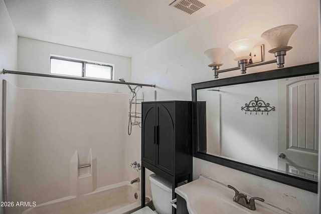 15851 N 25TH Avenue, Phoenix, AZ 85023