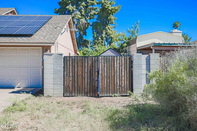 15851 N 25TH Avenue, Phoenix, AZ 85023