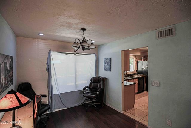 15851 N 25TH Avenue, Phoenix, AZ 85023