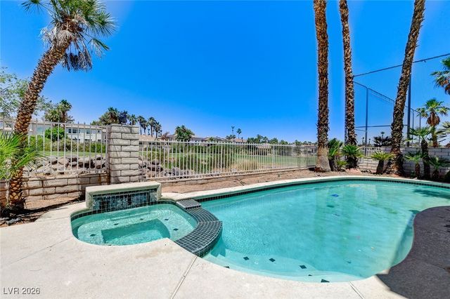 2496 Ram Crossing Way, Henderson, NV 89074