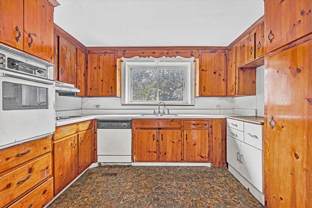 4714 Tobey RD, Salem, VA 24153