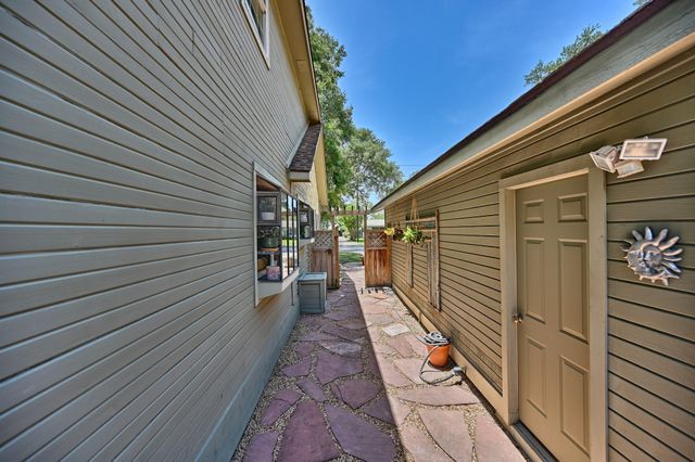 1026 Atchison Street, Sealy, TX 77474