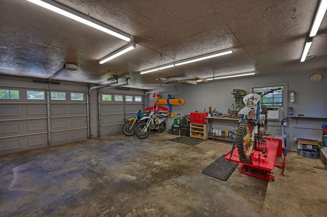 1026 Atchison Street, Sealy, TX 77474