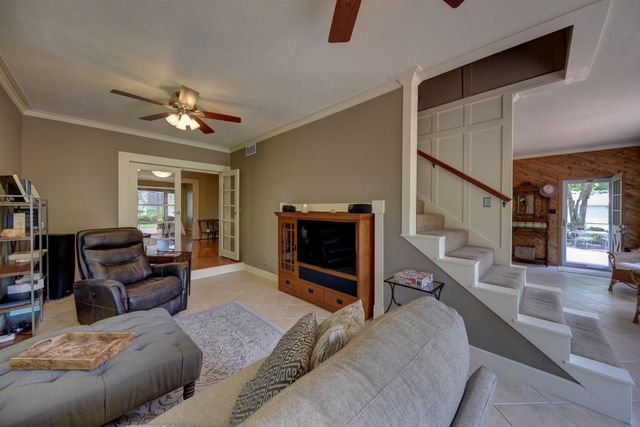 1026 Atchison Street, Sealy, TX 77474