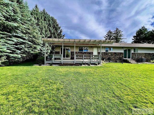 3785 E Wanda Street, Ammon, ID 83406