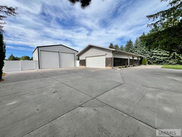 3785 E Wanda Street, Ammon, ID 83406