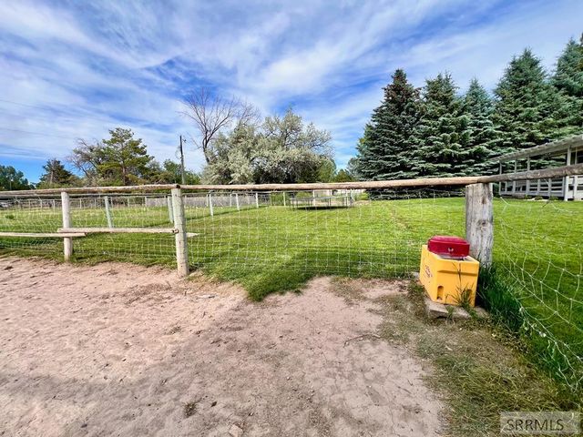 3785 E Wanda Street, Ammon, ID 83406