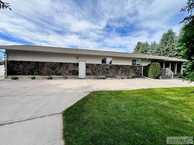 3785 E Wanda Street, Ammon, ID 83406